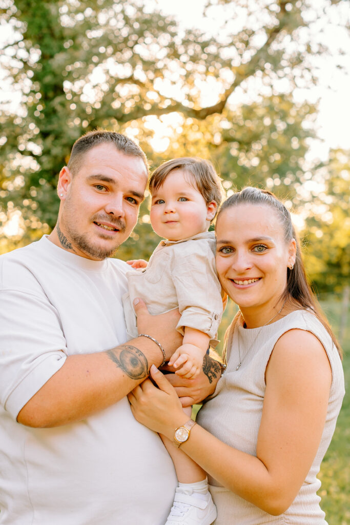 Golden hour en Bourgogne : le secret des plus belles photos de couple